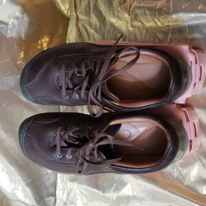 Keen Women's Brown Leather Shoes Size 9.5